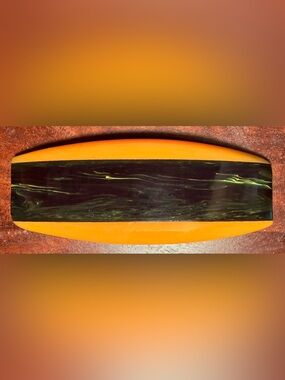 ESTATE PIECE : Vintage Butterscotch and Marbled Bakelite Brooch